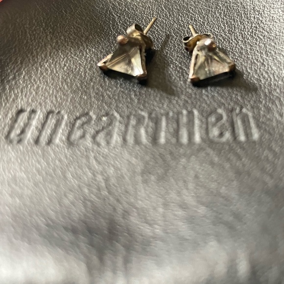 Unearthen Prism earrings - Quartz - Picture 2 of 5